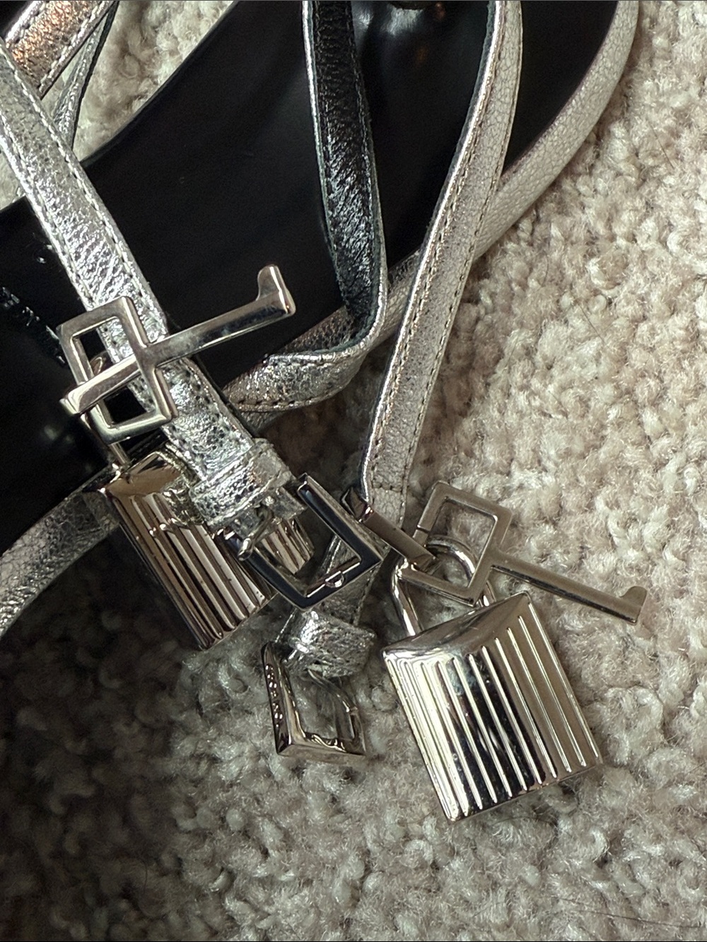 TOM FORD Silver Leather Padlock Sandals 105 size 40 - Picture 7 of 8